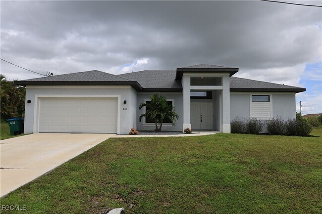 Foto del edificio - 703 SW 26th Terrace