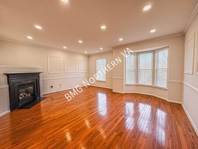 Building Photo - 4647 Flatlick Branch Dr