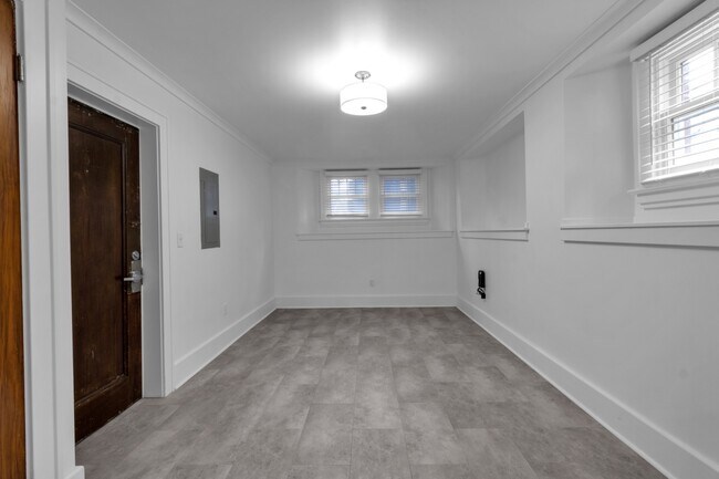 Building Photo - Chapel Road Apartments