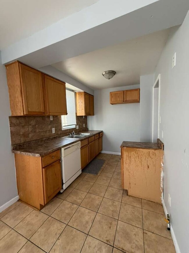 Building Photo - 20101 Charest St