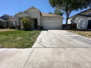 Building Photo - 552 Ranchwood Ln