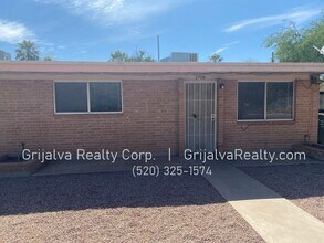 Building Photo - 2707 N Palo Verde Ave