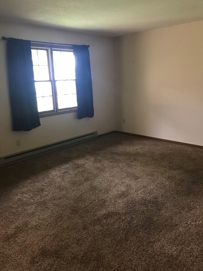 Foto del edificio - 1401 Plainfield Dr