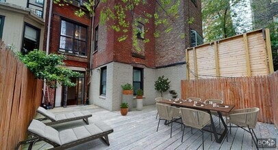 Building Photo - 157 E 71st St