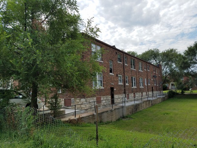 Building Photo - 3701-3711 Keokuk St