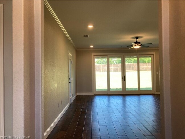 Building Photo - 8000 Jepsen Dr