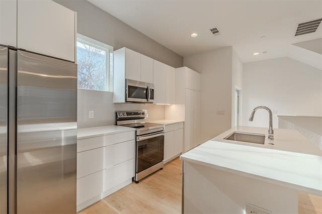 Foto del edificio - 6012 Hudson St