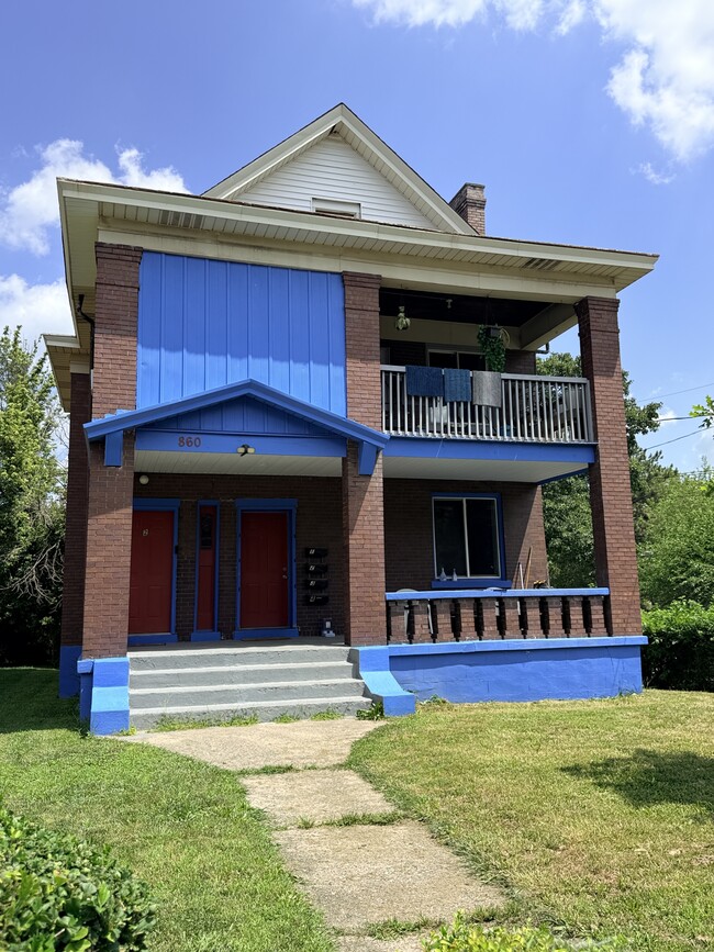 Photo - 860 Blair Ave (Cincinnati, OH) Apartment