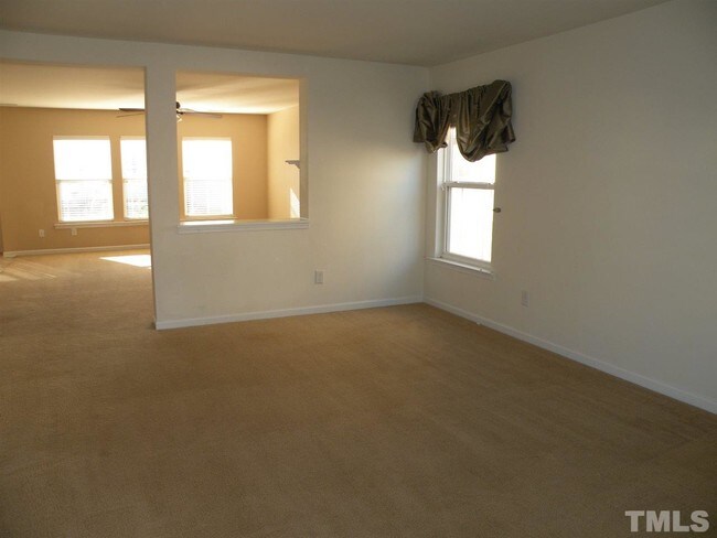 Building Photo - 212 Apple Drupe Way