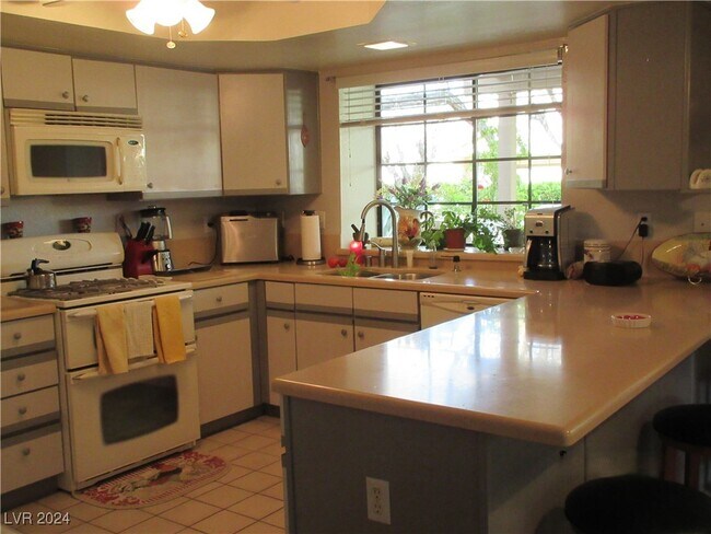 Foto del edificio - 5709 Colwood Ln