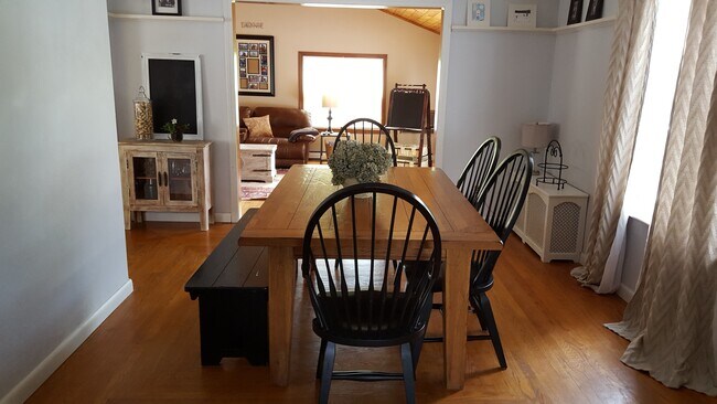 Foto del edificio - 2381 Cranston St