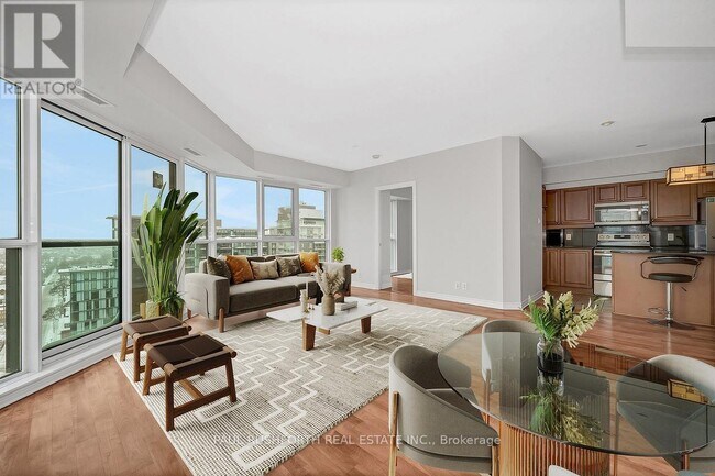 Photo du bâtiment - 445 Laurier Ave W