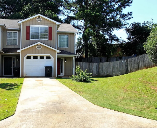 Building Photo - 166 Commons Dr