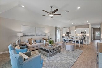 Building Photo - 21110 Bella Coral Dr