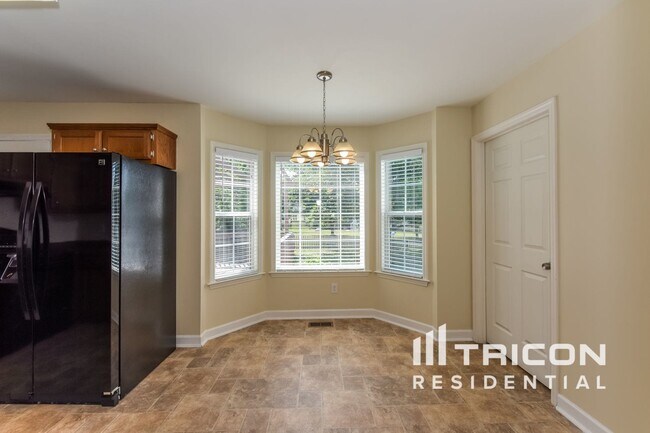 Foto del edificio - 2933 Mercer Ln