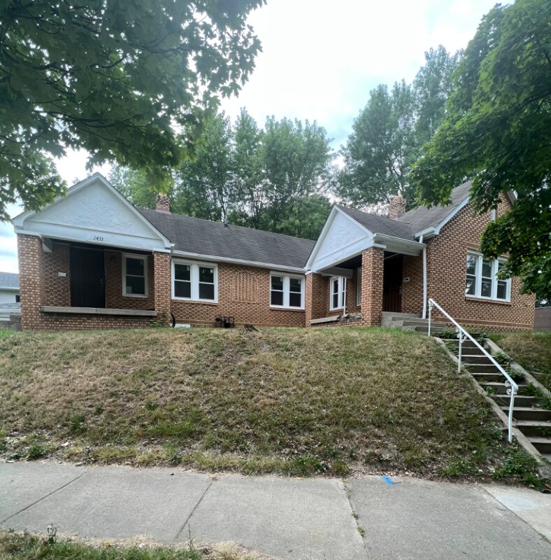 Building Photo - 2433 Brookside Pkwy S Dr