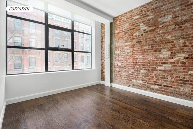 Building Photo - 88 Clinton St
