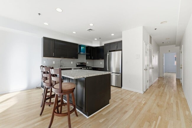 Foto del edificio - 86 Clinton St