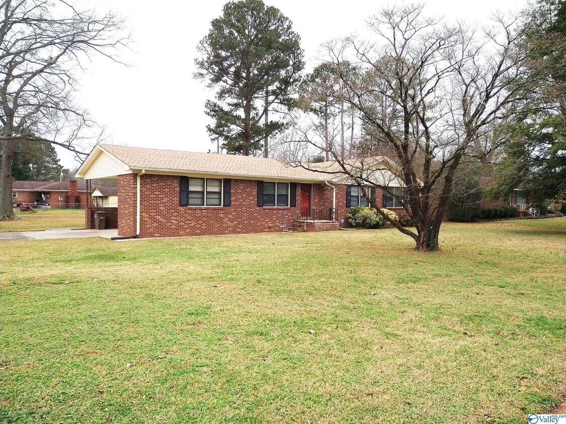 Foto principal - 1409 Alpine St SE