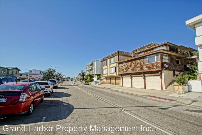 Building Photo - 2112 Hermosa Ave