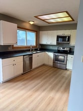 Building Photo - 4141 Jacquelyn Dr