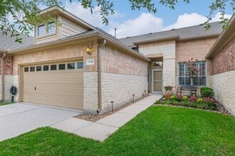 Building Photo - 9718 Catalina Leaf Ln