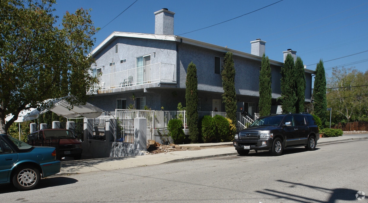 Building Photo - 7502 Apperson St
