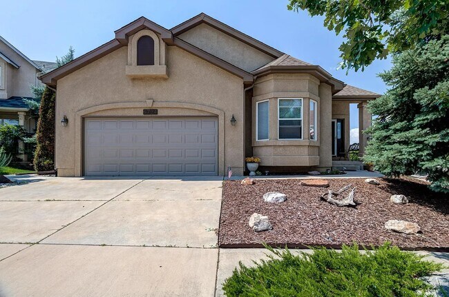 Building Photo - 6724 Granite Peak Dr