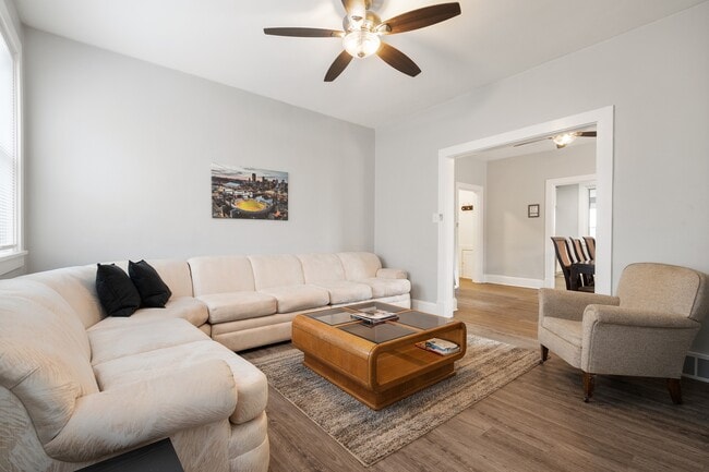 Photo - 2909 Josephine St House