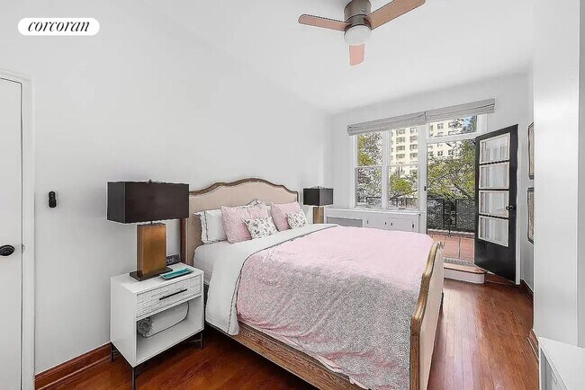 Foto del edificio - 159 W 13th St