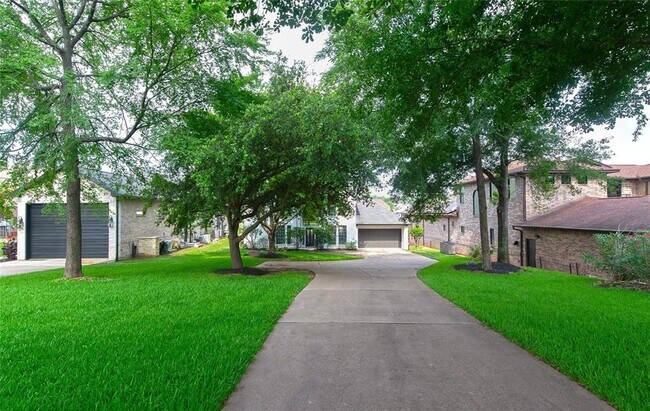 Building Photo - 11844 Grand Harbor Blvd