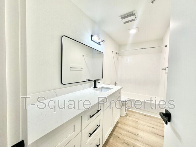 Foto del edificio - 7041 S 116th Pl