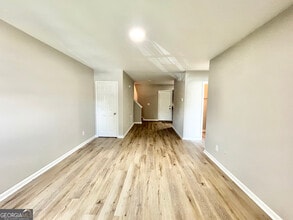 Building Photo - 845 Store House Ct