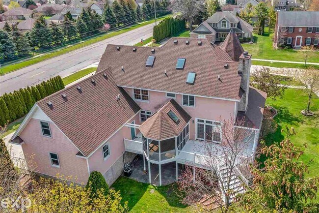 Building Photo - 52798 N Weathervane Dr