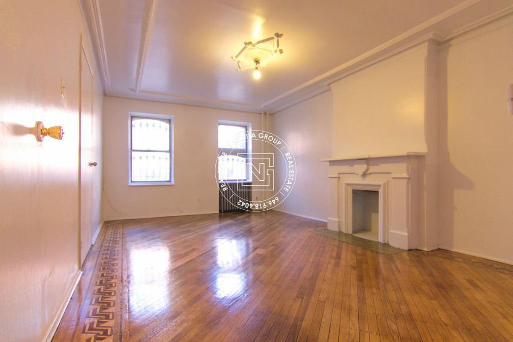 Foto principal - 272 Hooper St