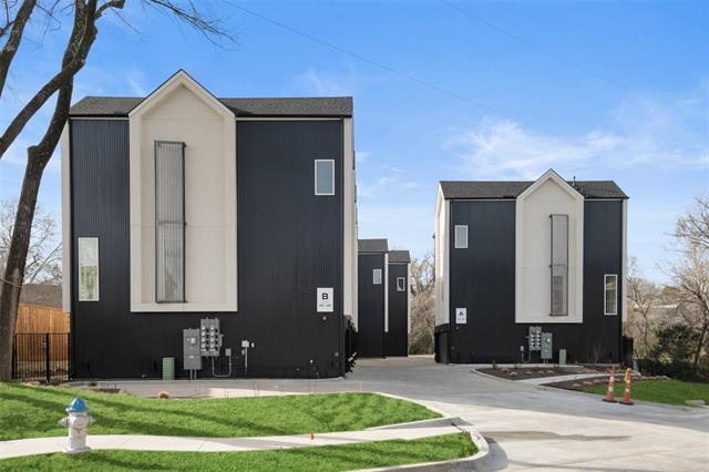 Foto del edificio - 4811 Denton Dr