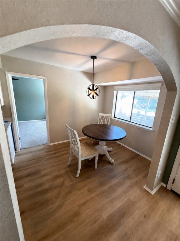 Building Photo - 1105 Green Meadow Dr
