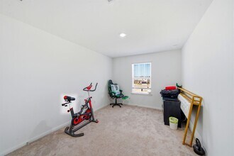 Building Photo - 23531 Autumn Harvester Dr