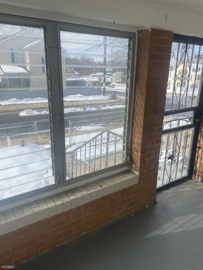 Foto del edificio - 3 br, 1 bath House - 421 Dateleaf Avenue