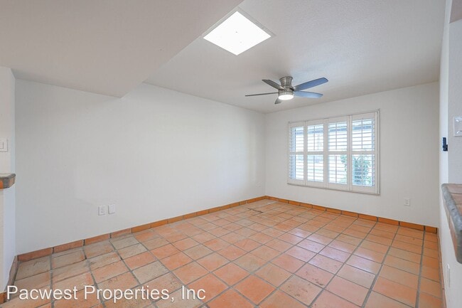 Building Photo - 2 br, 2 bath House - 12406 N La Paloma Court