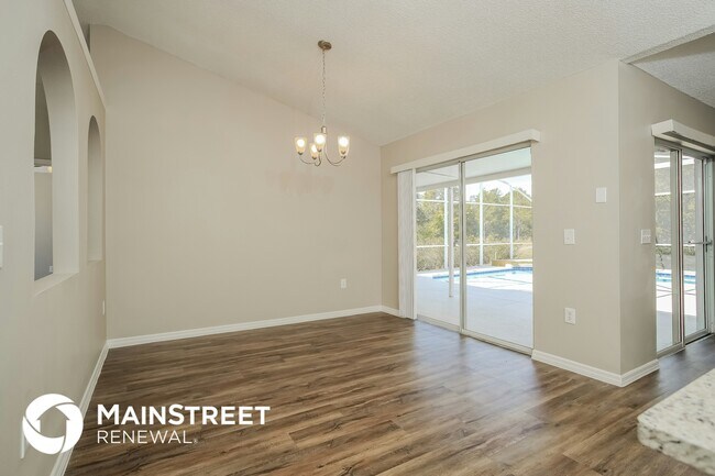 Building Photo - 839 Adour Dr