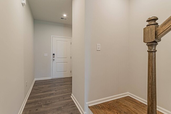 Building Photo - 231 Santorini Wy