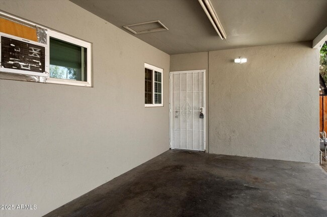 Foto del edificio - 2609 W Morten Ave