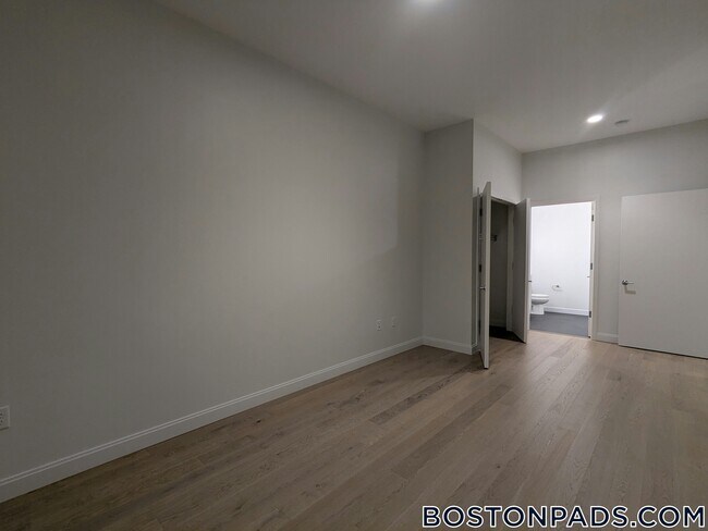 Foto del edificio - 55 Brighton Ave