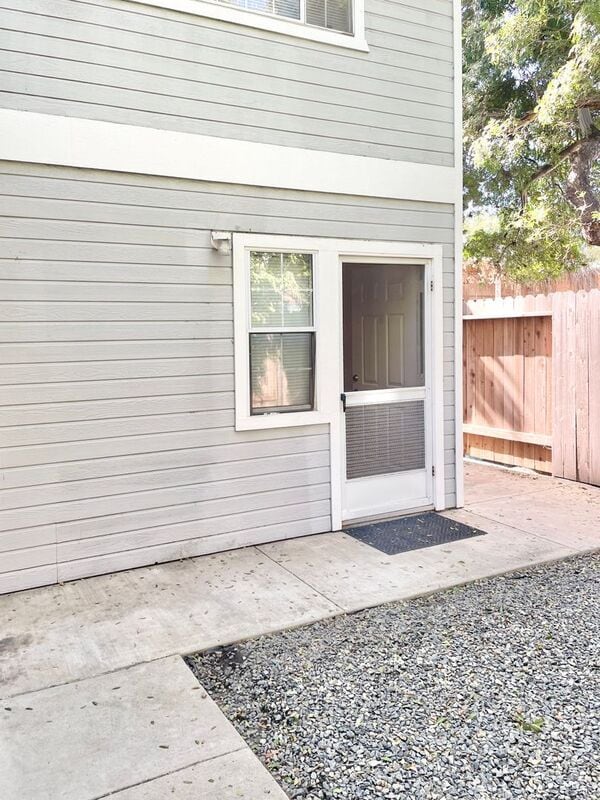 Photo - 362 Ralcam Pl House