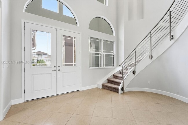 Foto del edificio - 15239 Goldfinch Cir