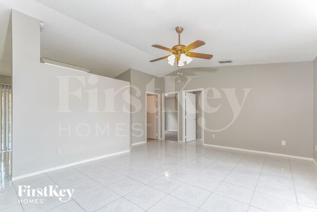 Building Photo - 1420 Kissimmee Drive