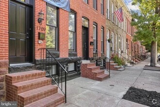 Building Photo - 1709 Covington St