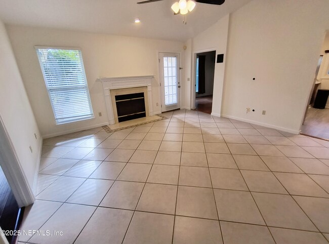 Building Photo - 13636 Capistrano Dr S