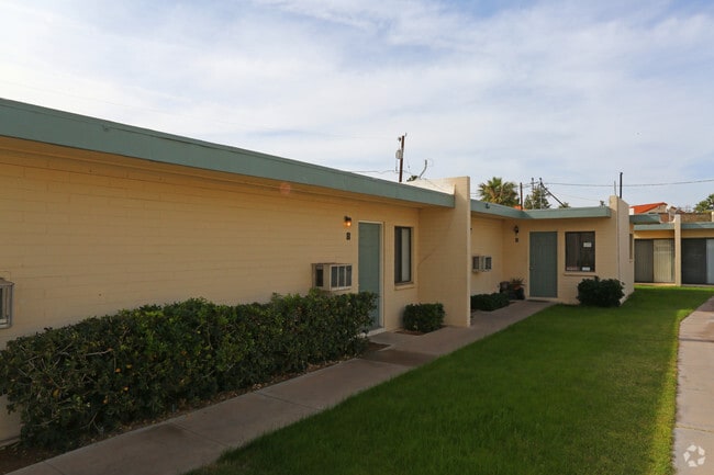 Building Photo - Papago View Apartments